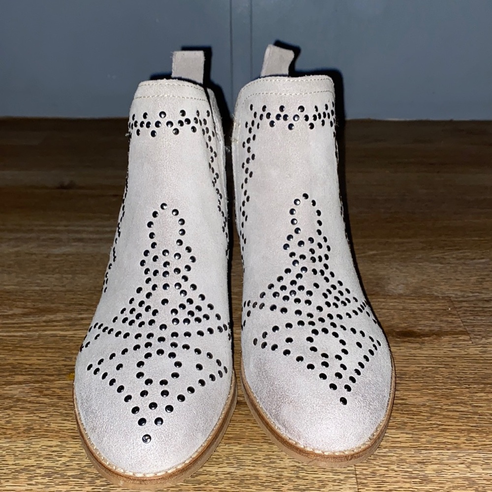 Never worn gray booties